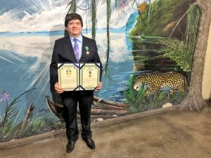 Imagem da notícia - Procurador-Geral do Estado, Alberto Bezerra de Melo, é homenageado pela PMAM com a Medalha Tiradentes