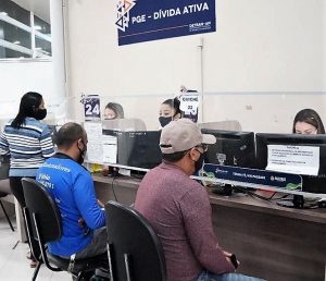 Imagem da notícia - PGE-AM reduz tempo de espera para atendimento dos contribuintes da dívida ativa do Estado