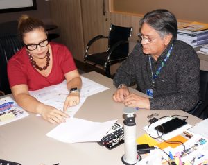 Imagem da notícia - PGE-AM alinha com a Imprensa Oficial publicações referentes aos 50 anos do órgão