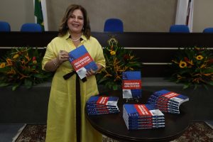 Imagem da notícia - PGE-AM divulga edital de seleção de artigos científicos que irão compor a nova revista jurídica do órgão