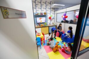 Imagem da notícia - Acolhimento e socialização: PGE-AM inaugura brinquedoteca na instituição