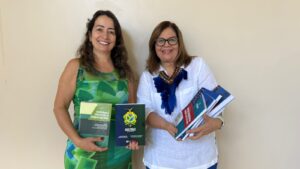 Imagem da notícia - Livros e revistas jurídicas da PGE-AM vão integrar acervo da Biblioteca do Congresso Americano