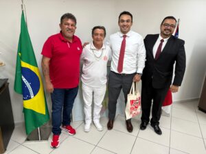 Imagem da notícia - Festival de Parintins 2025: PGE-AM recebe presidente e advogado do boi-bumbá Garantido para alinhamento de questões jurídicas